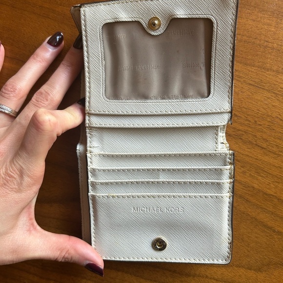 ‼️BF SALE!‼️Michael Kors Jet Set Signature Purse and Wallet Set - Picture 5 of 15